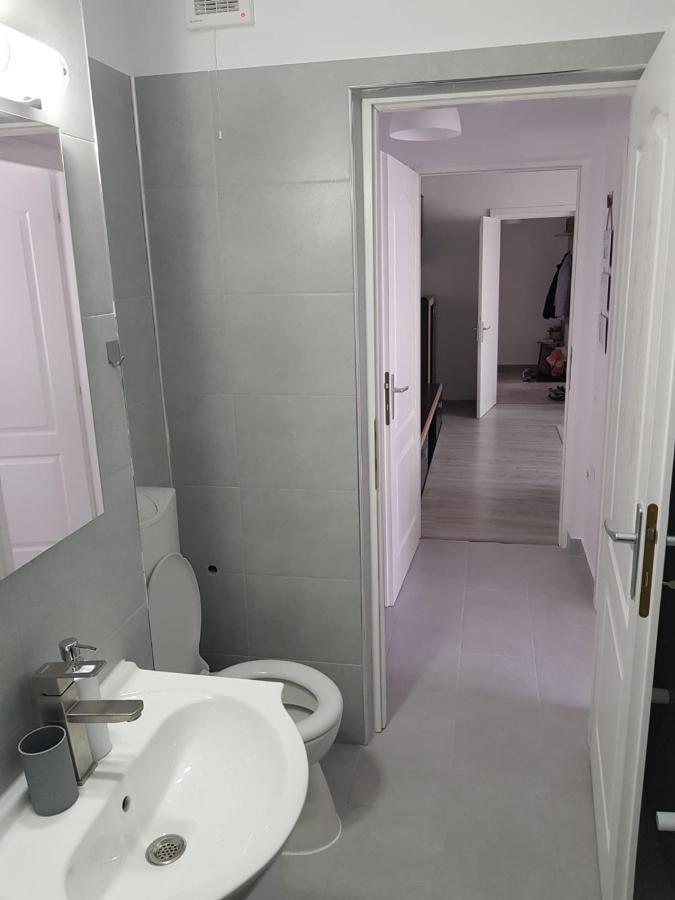 Ana Apartament Râmnicu Vâlcea Exterior foto