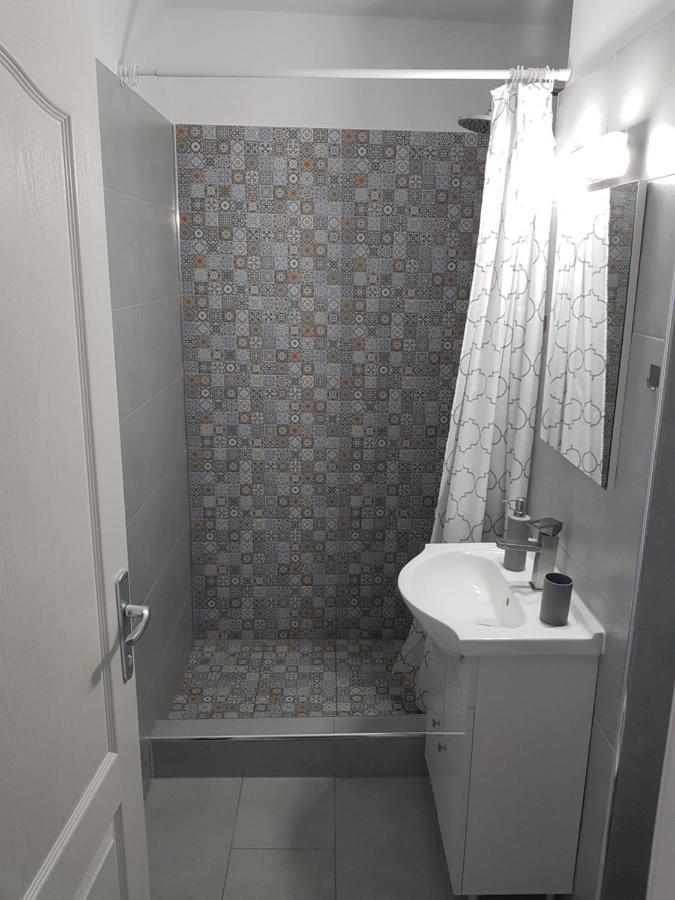 Ana Apartament Râmnicu Vâlcea Exterior foto